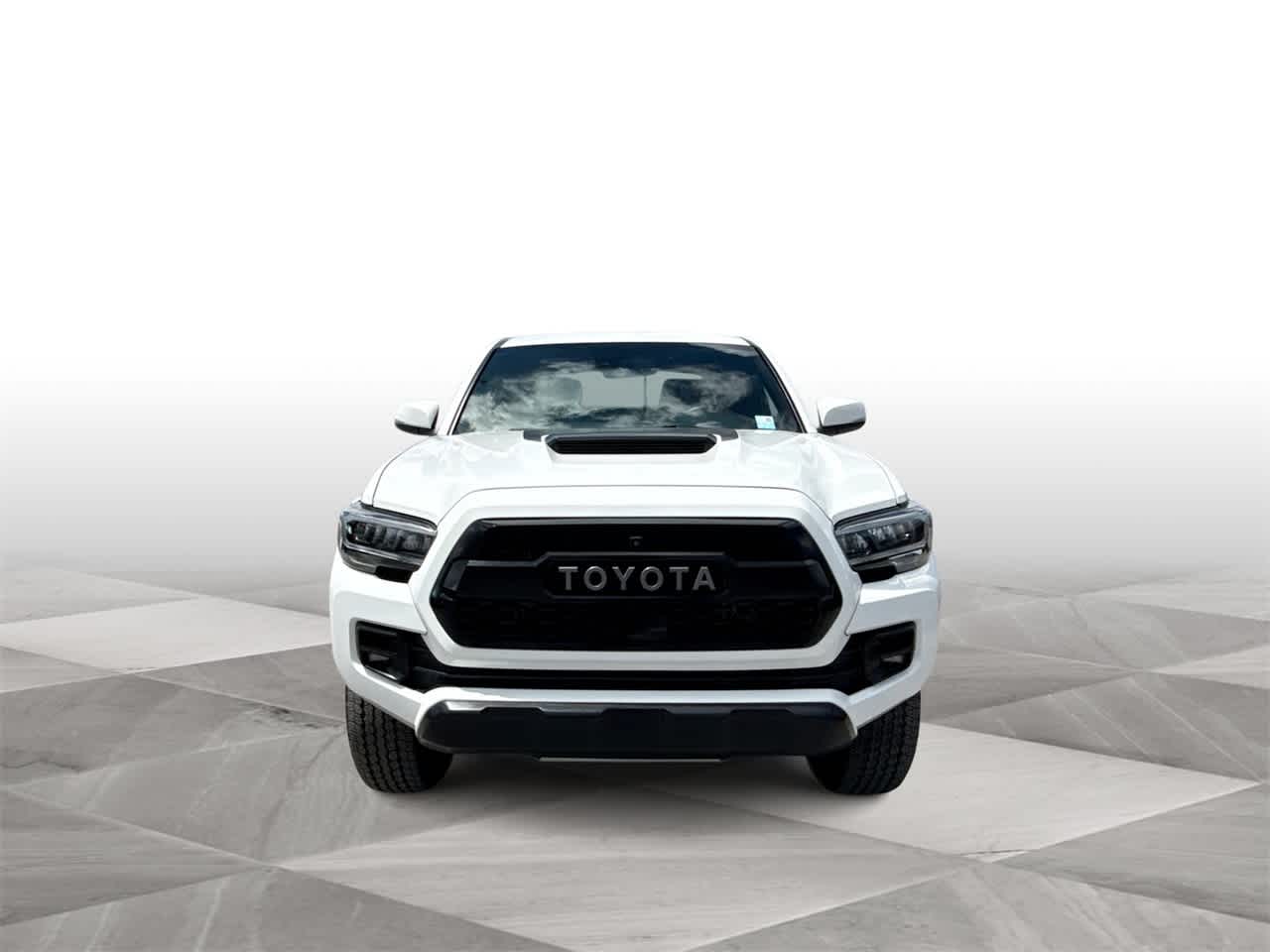 Thumbnail: 2021 Toyota Tacoma - 3