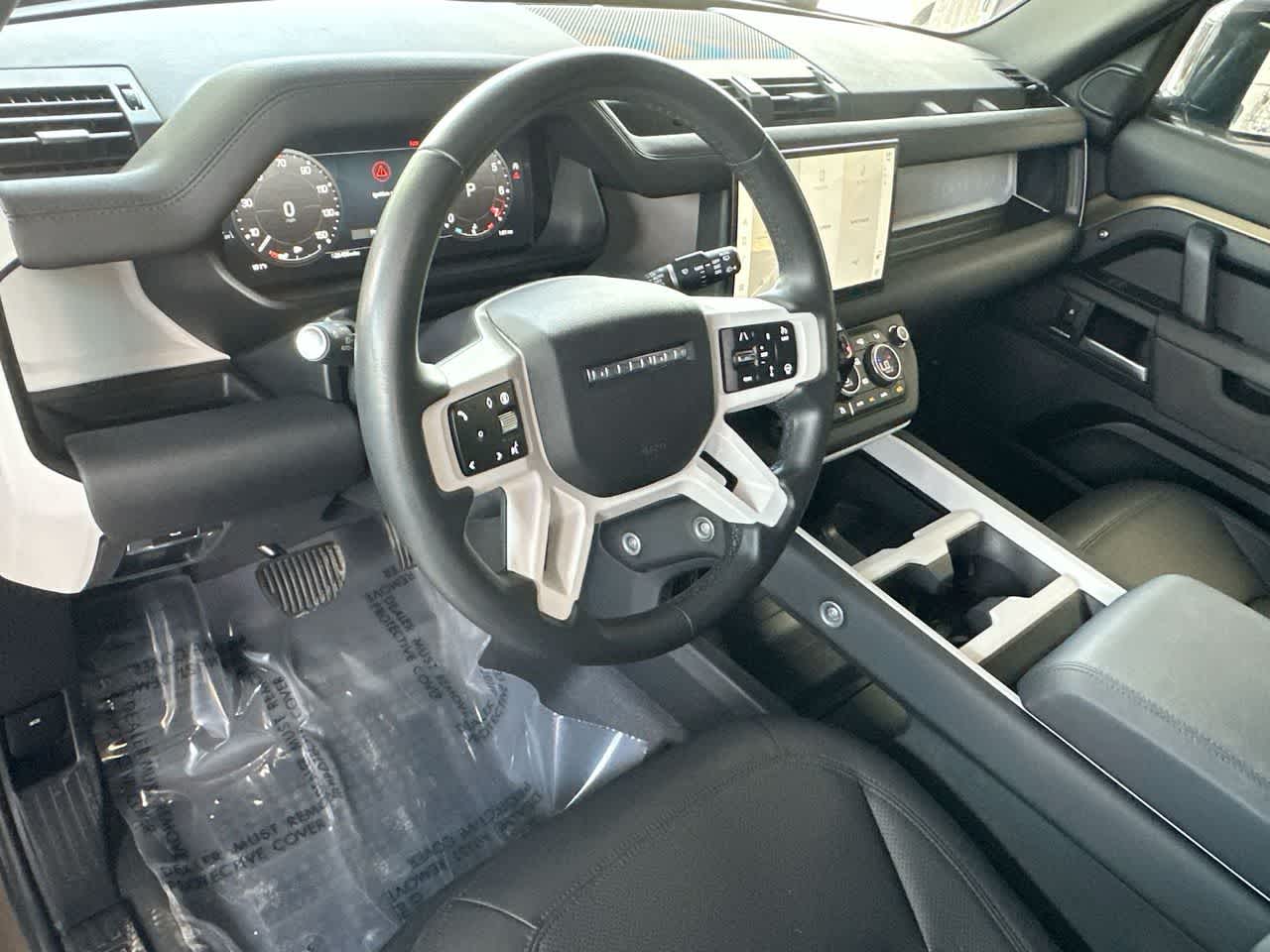 Thumbnail: 2025 Land Rover Defender - 13