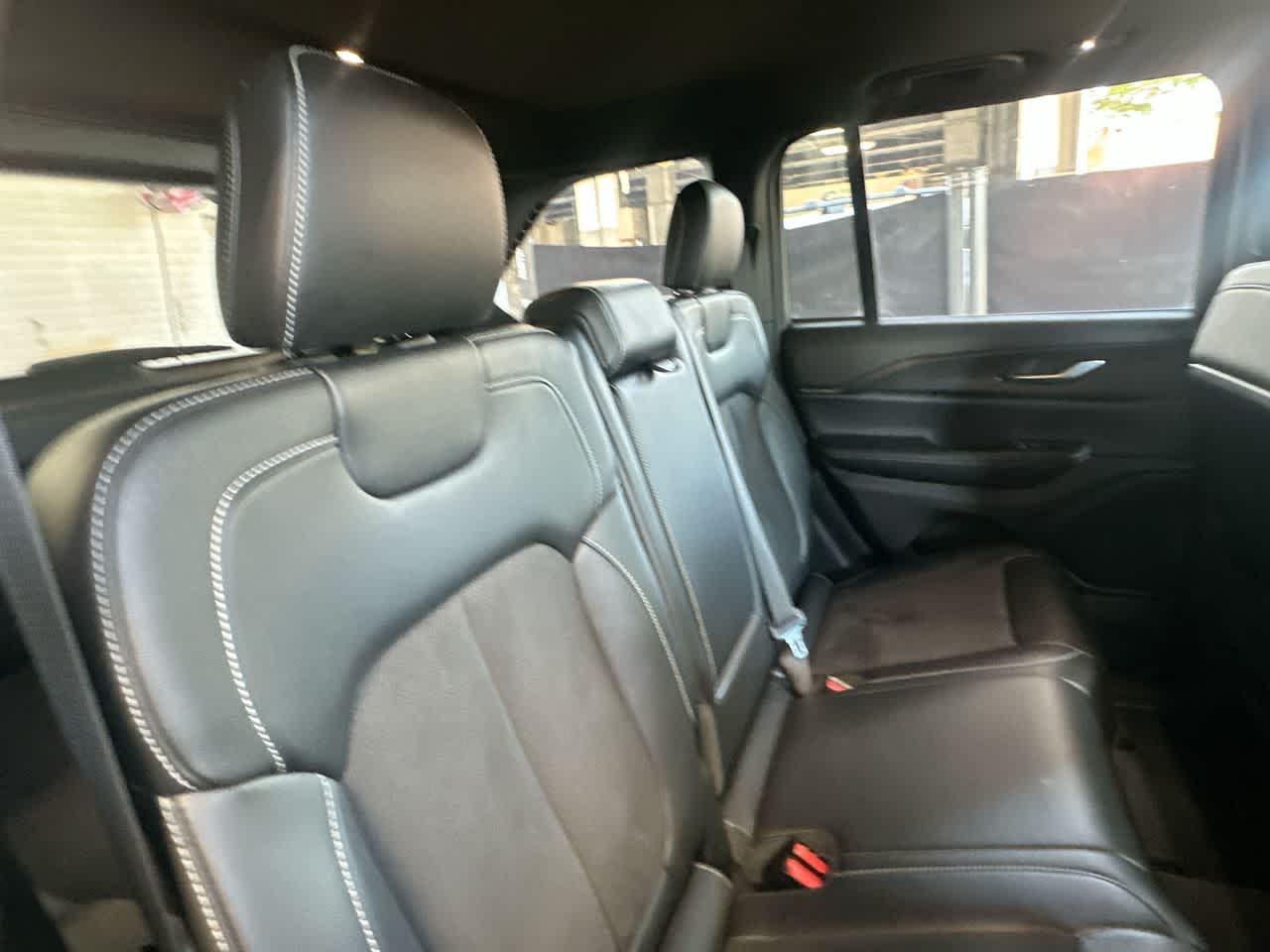 Thumbnail: 2023 Jeep Grand Cherokee - 26