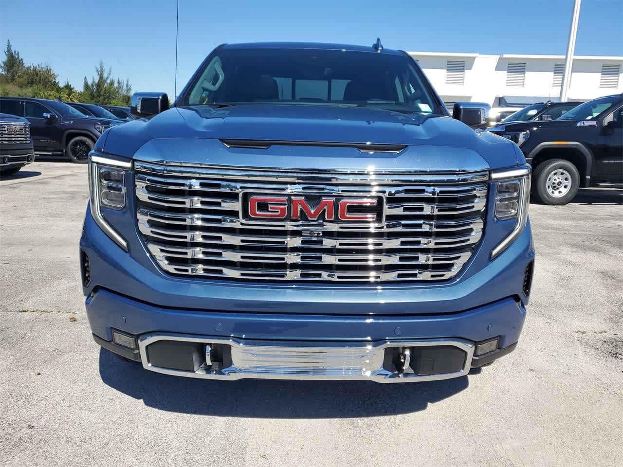 2024 GMC Sierra 1500 Denali 2