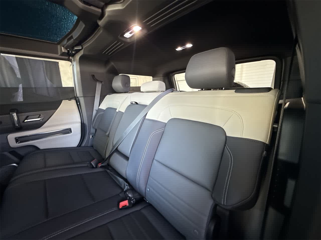 Thumbnail: 2026 GMC Hummer EV - 22