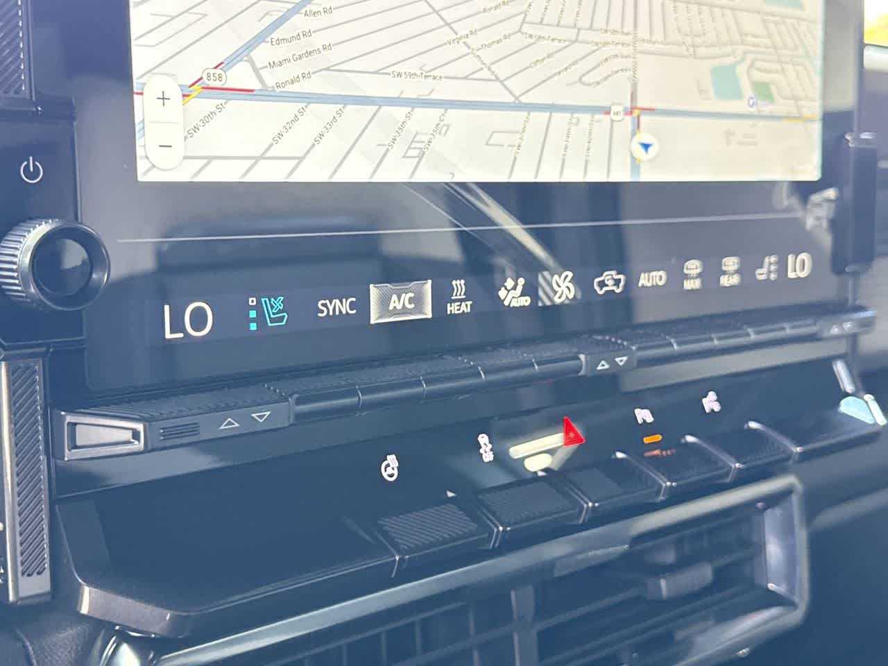 Thumbnail: 2026 GMC Hummer EV - 20