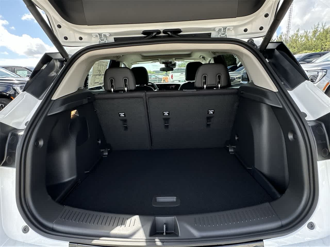 Thumbnail: 2026 Buick Encore GX - 25