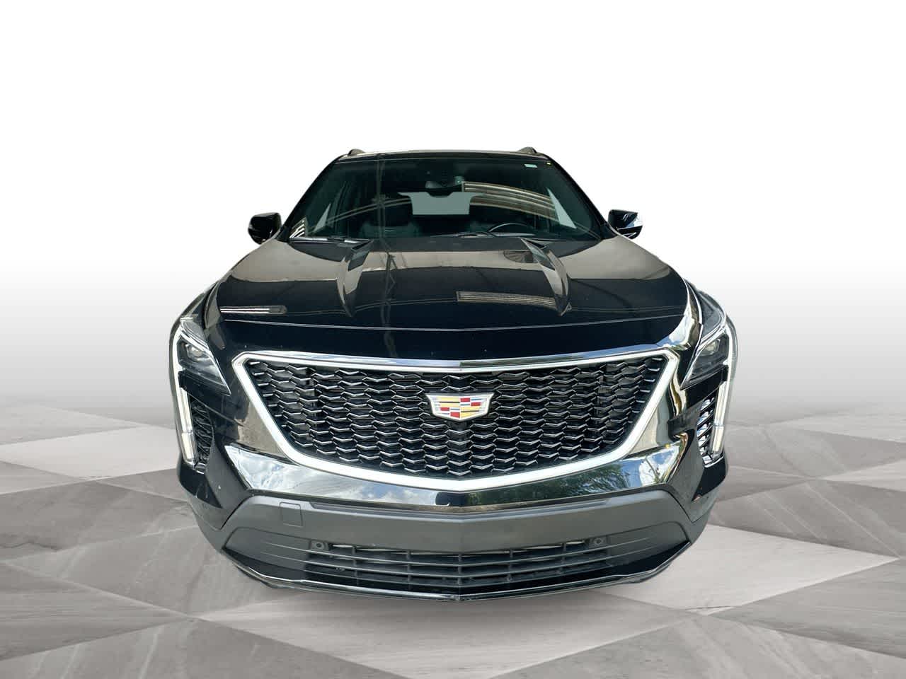 Thumbnail: 2023 Cadillac XT4 - 3
