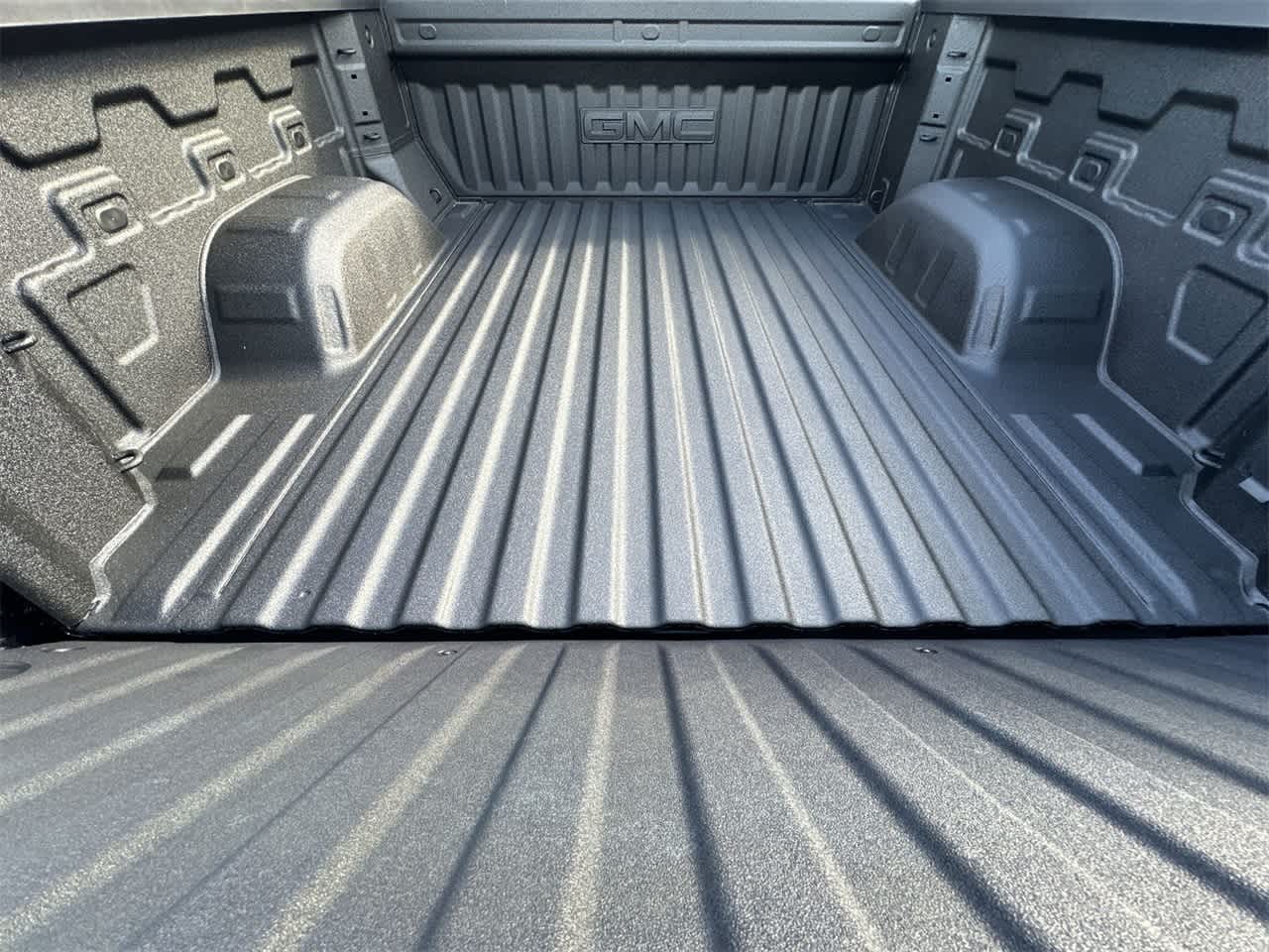 Thumbnail: 2026 GMC Sierra 1500 - 25