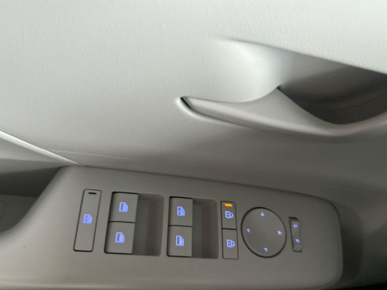 Thumbnail: 2024 Hyundai Kona - 17