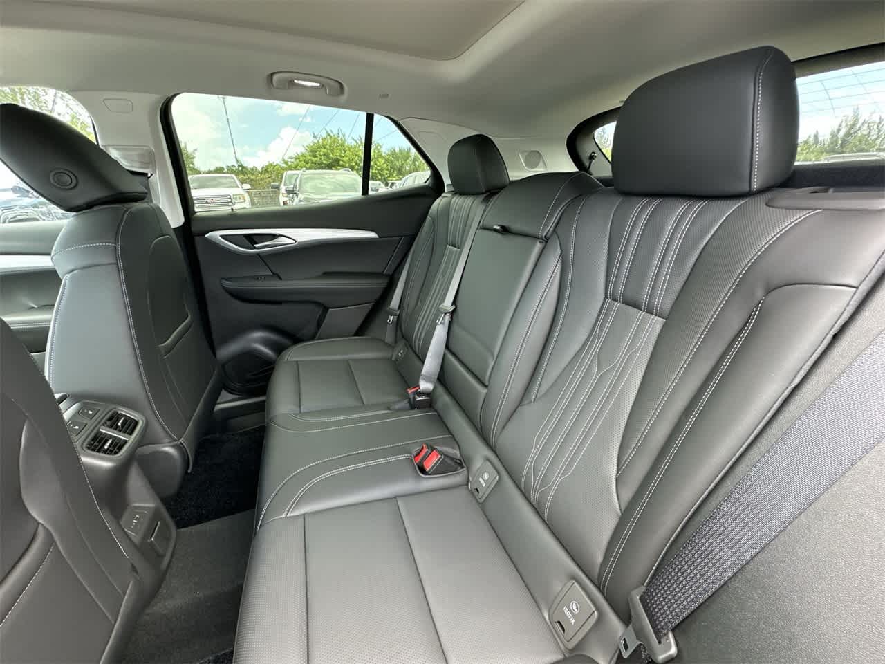 Thumbnail: 2025 Buick Envision - 22