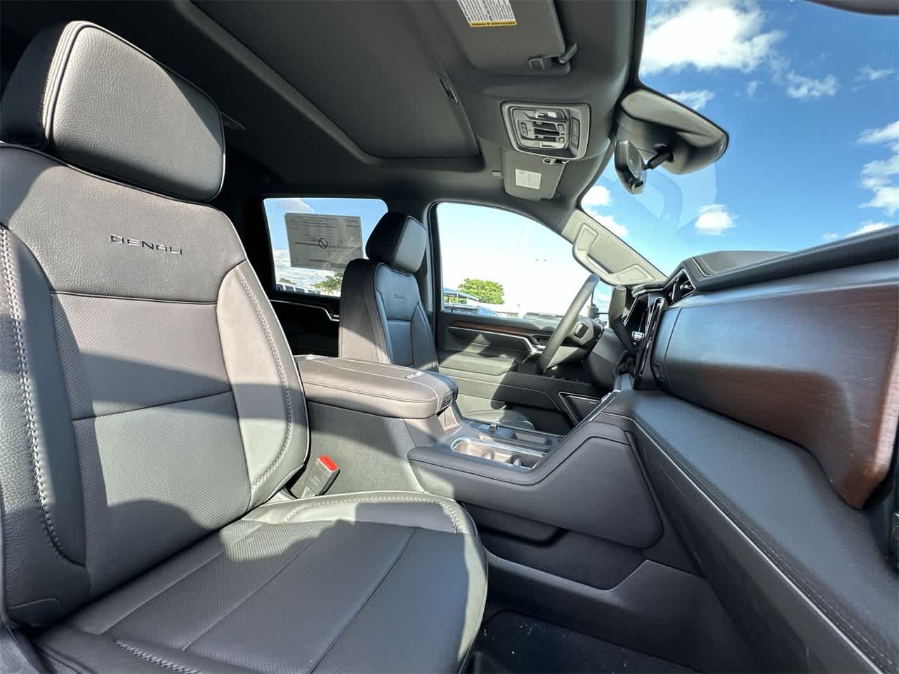 Thumbnail: 2026 GMC Sierra 2500 - 27