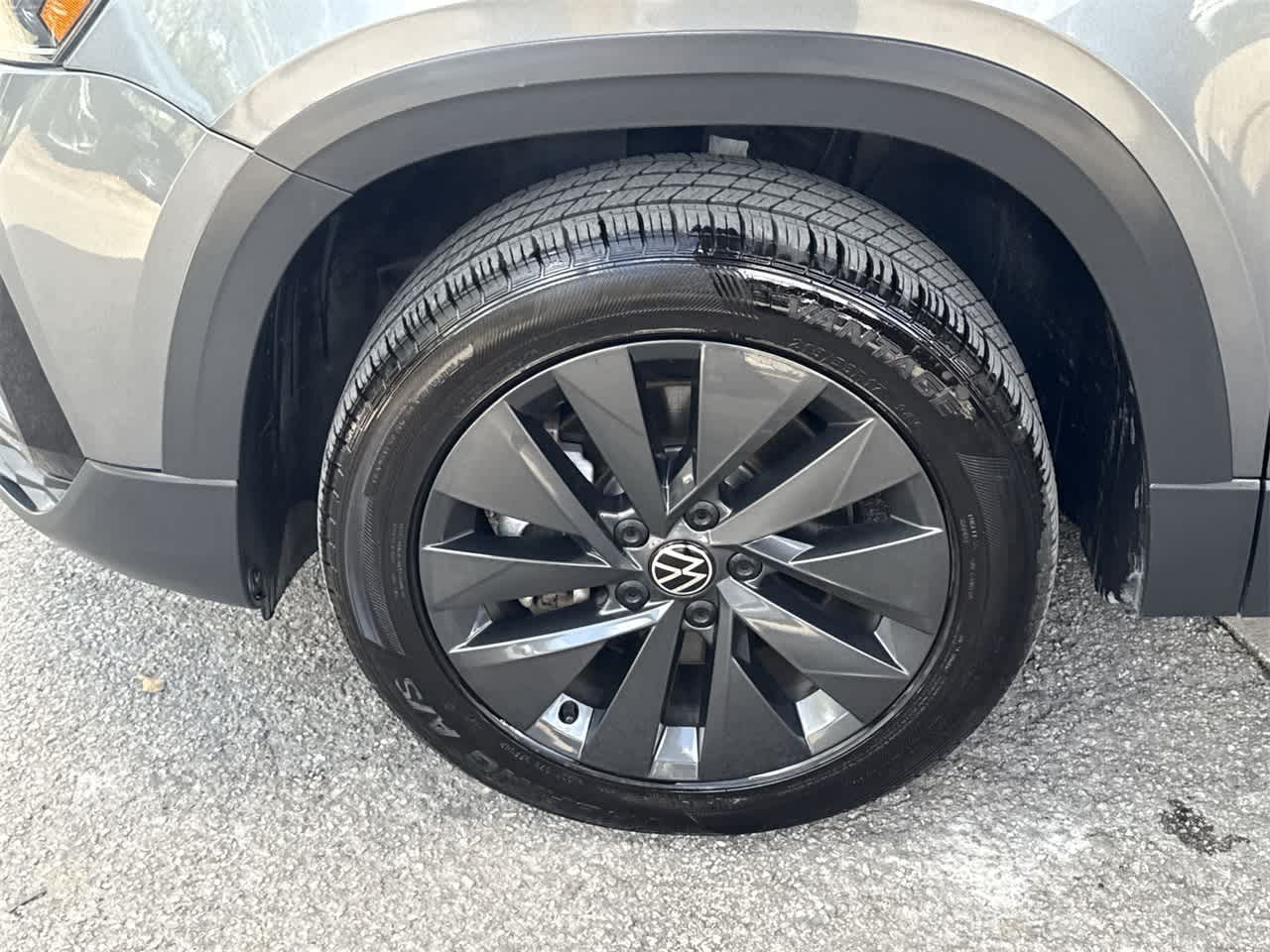 Thumbnail: 2024 Volkswagen Taos - 11