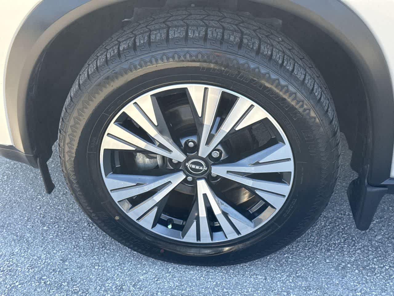 Thumbnail: 2023 Nissan Rogue - 11