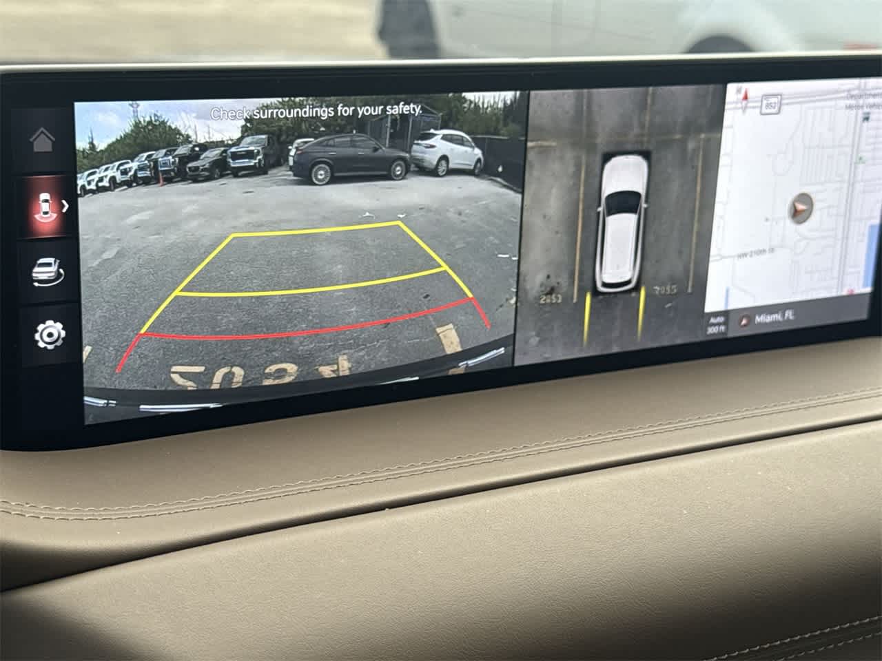 Thumbnail: 2021 Genesis GV80 - 19