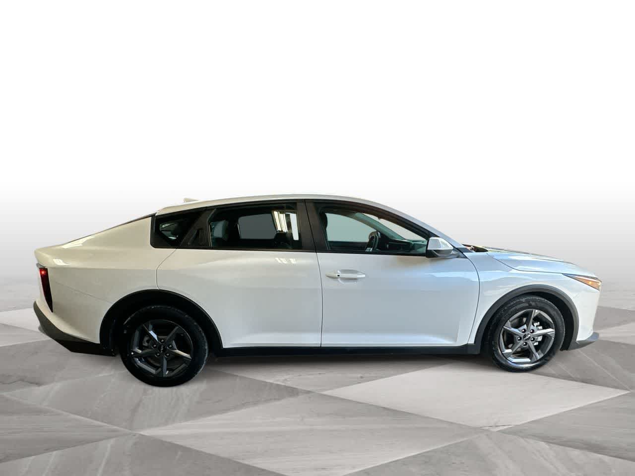 Thumbnail: 2025 Kia K4 - 9