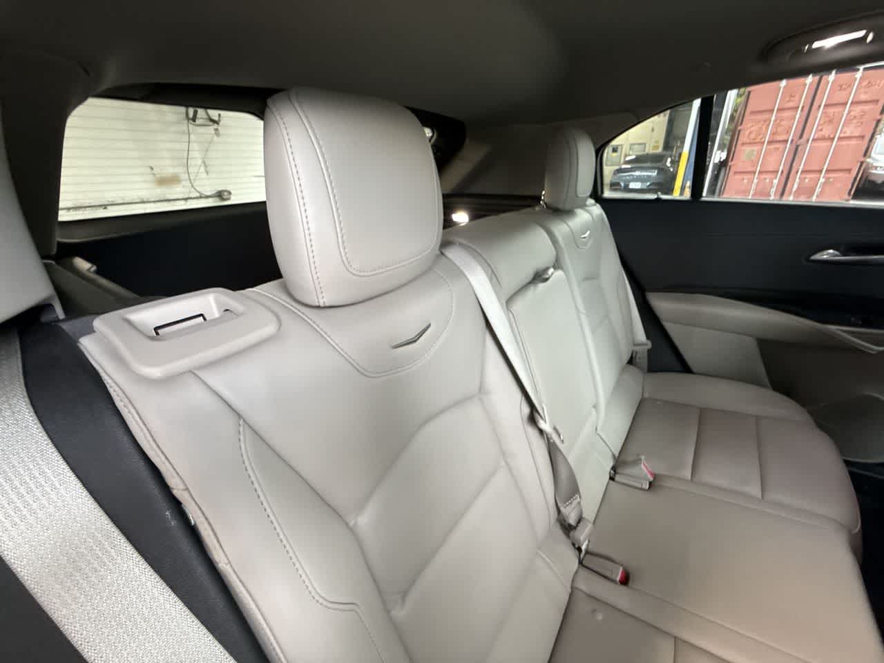 Thumbnail: 2023 Cadillac XT4 - 26