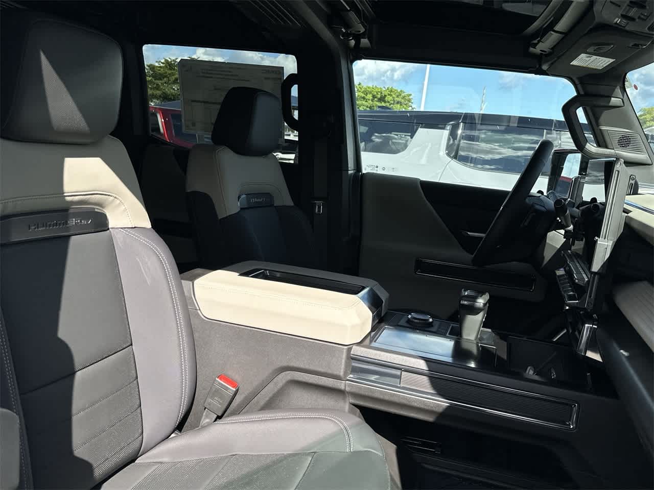 Thumbnail: 2026 GMC Hummer EV - 27