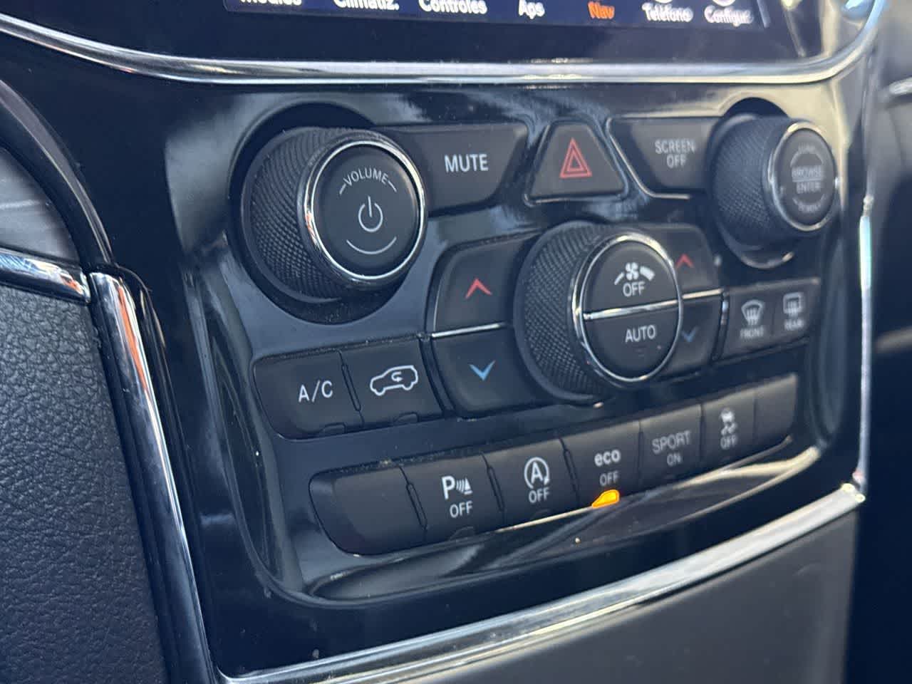 Thumbnail: 2021 Jeep Grand Cherokee - 20