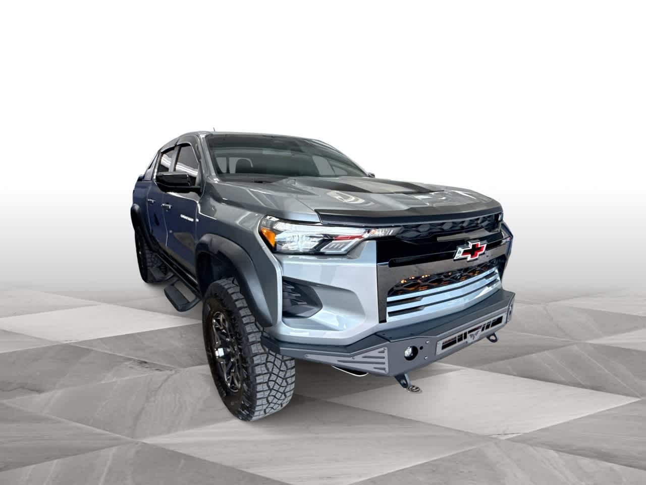 Thumbnail: 2024 Chevrolet Colorado - 2