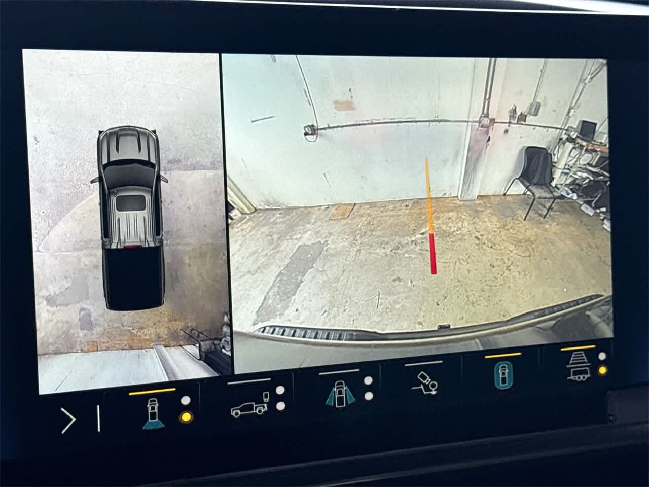 Thumbnail: 2023 Chevrolet Silverado 1500 - 19