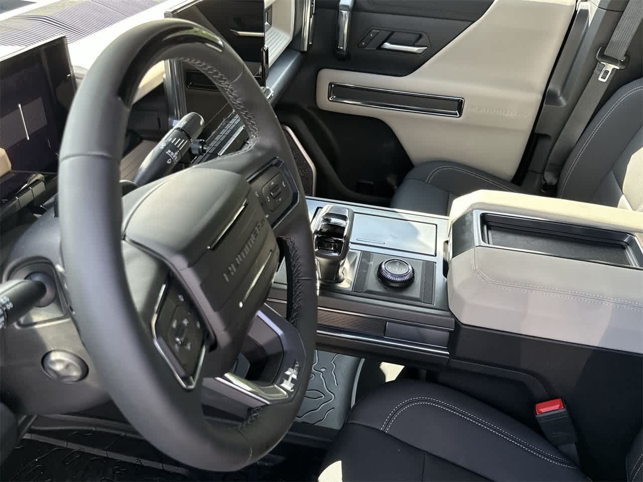 Thumbnail: 2026 GMC Hummer EV - 13