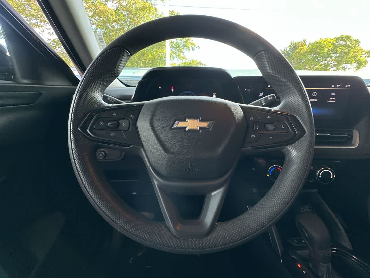 Thumbnail: 2025 Chevrolet TrailBlazer - 15