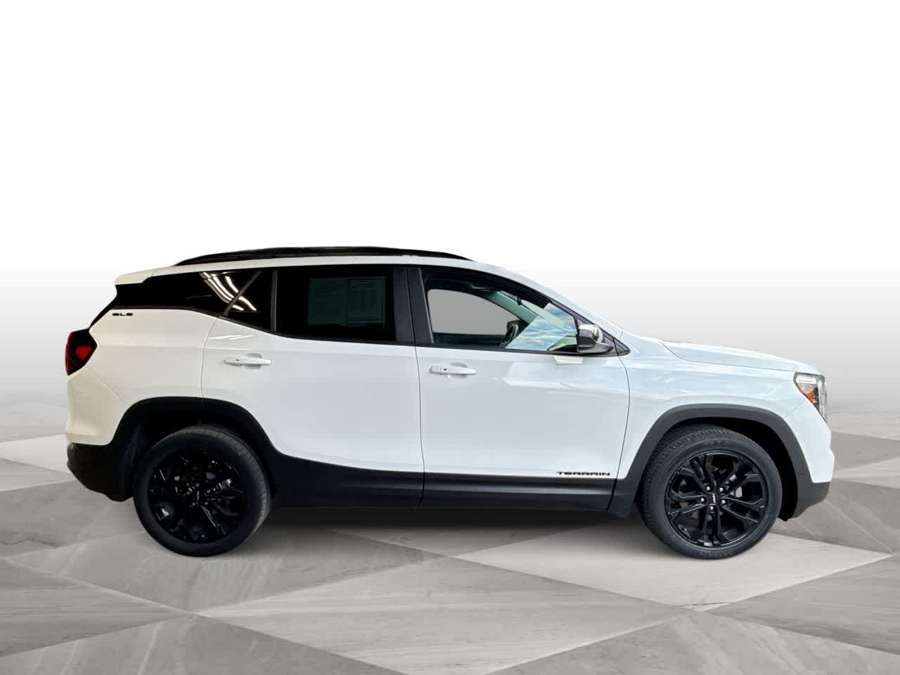 Thumbnail: 2022 GMC Terrain - 9