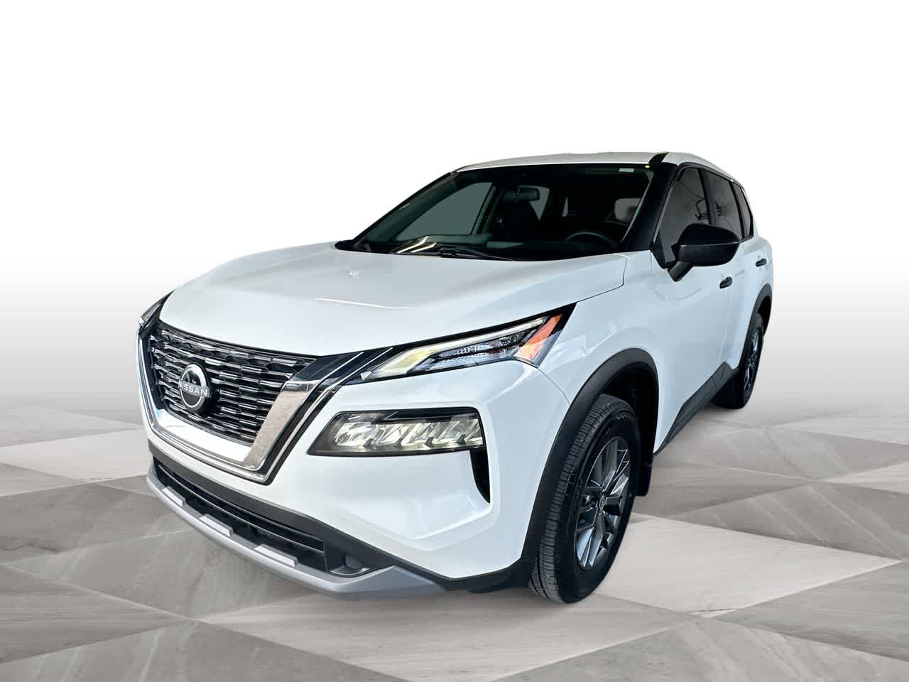 Thumbnail: 2023 Nissan Rogue - 4