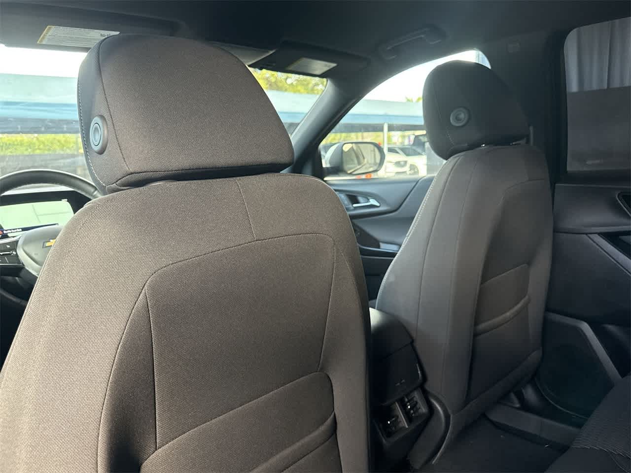 Thumbnail: 2025 Chevrolet Equinox - 23