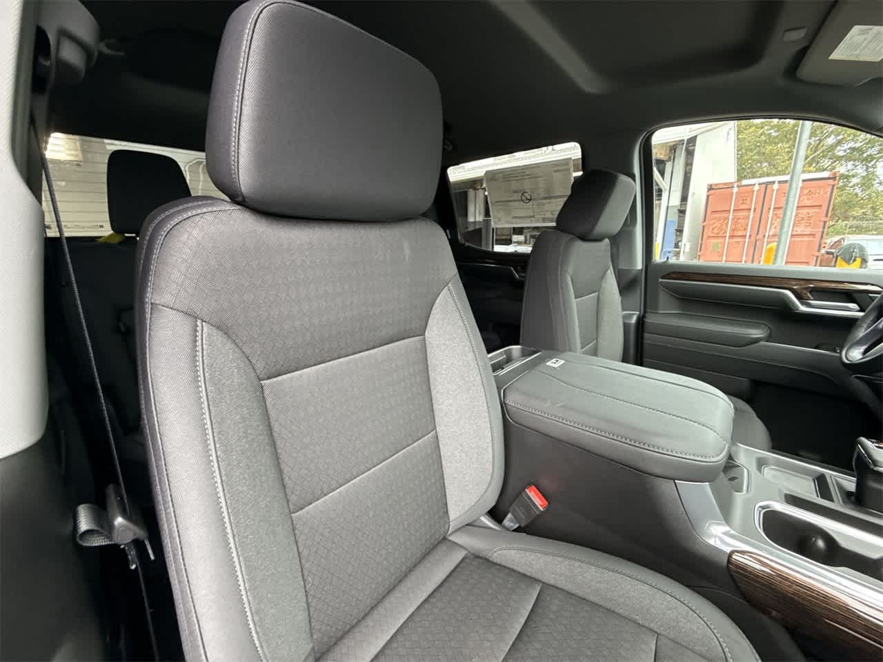 Thumbnail: 2026 GMC Sierra 1500 - 27