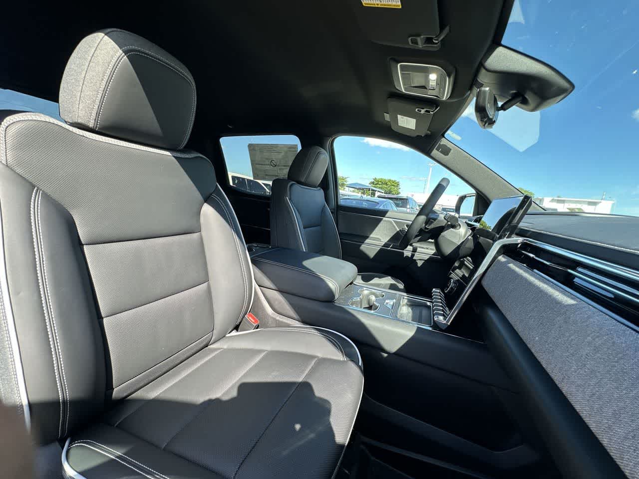 Thumbnail: 2026 GMC Sierra EV - 27