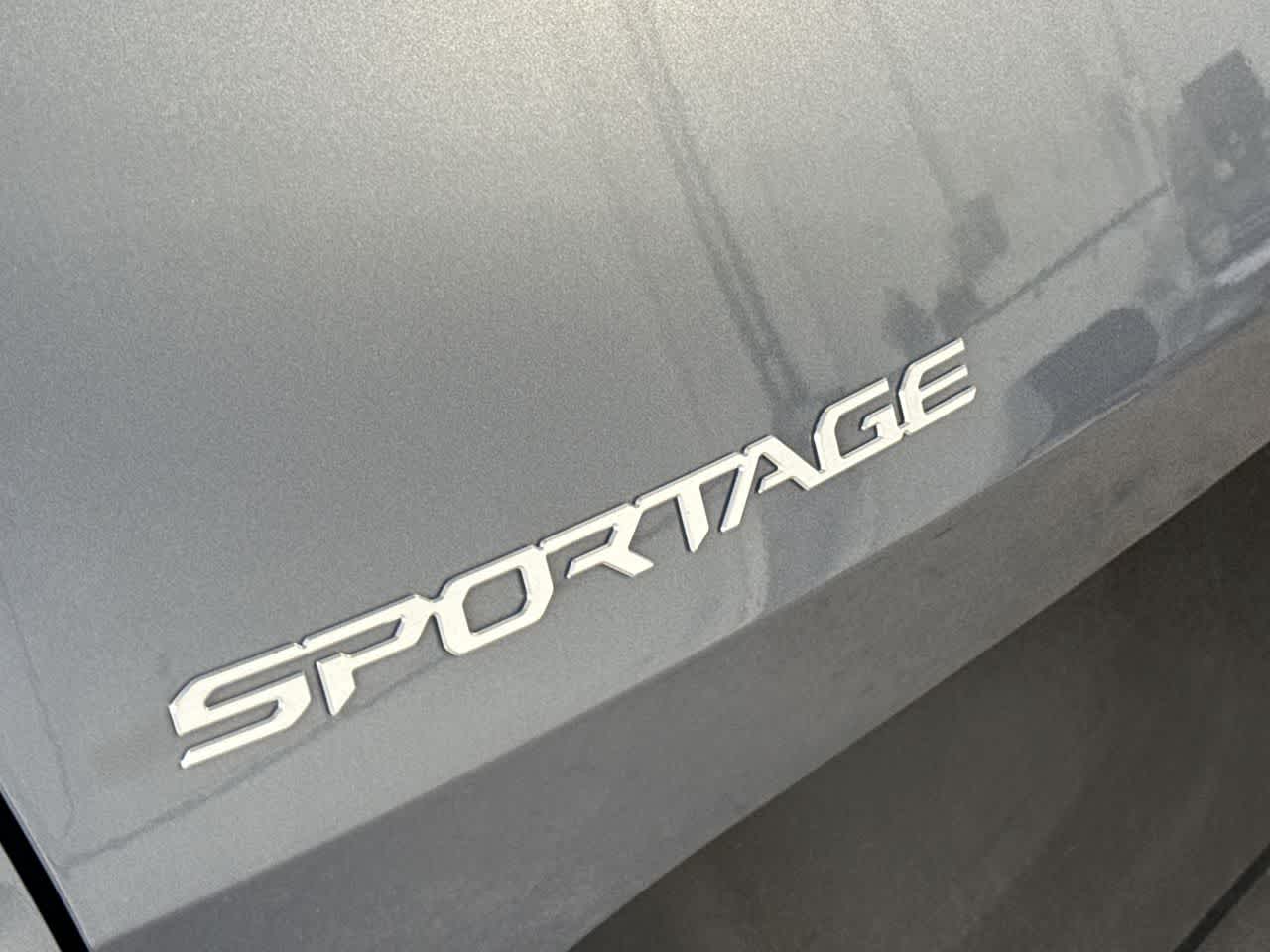 Thumbnail: 2023 Kia Sportage - 10