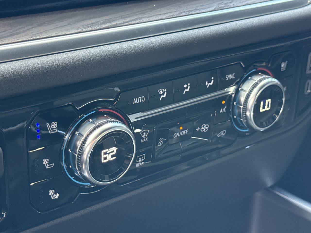 Thumbnail: 2026 GMC Sierra 1500 - 20