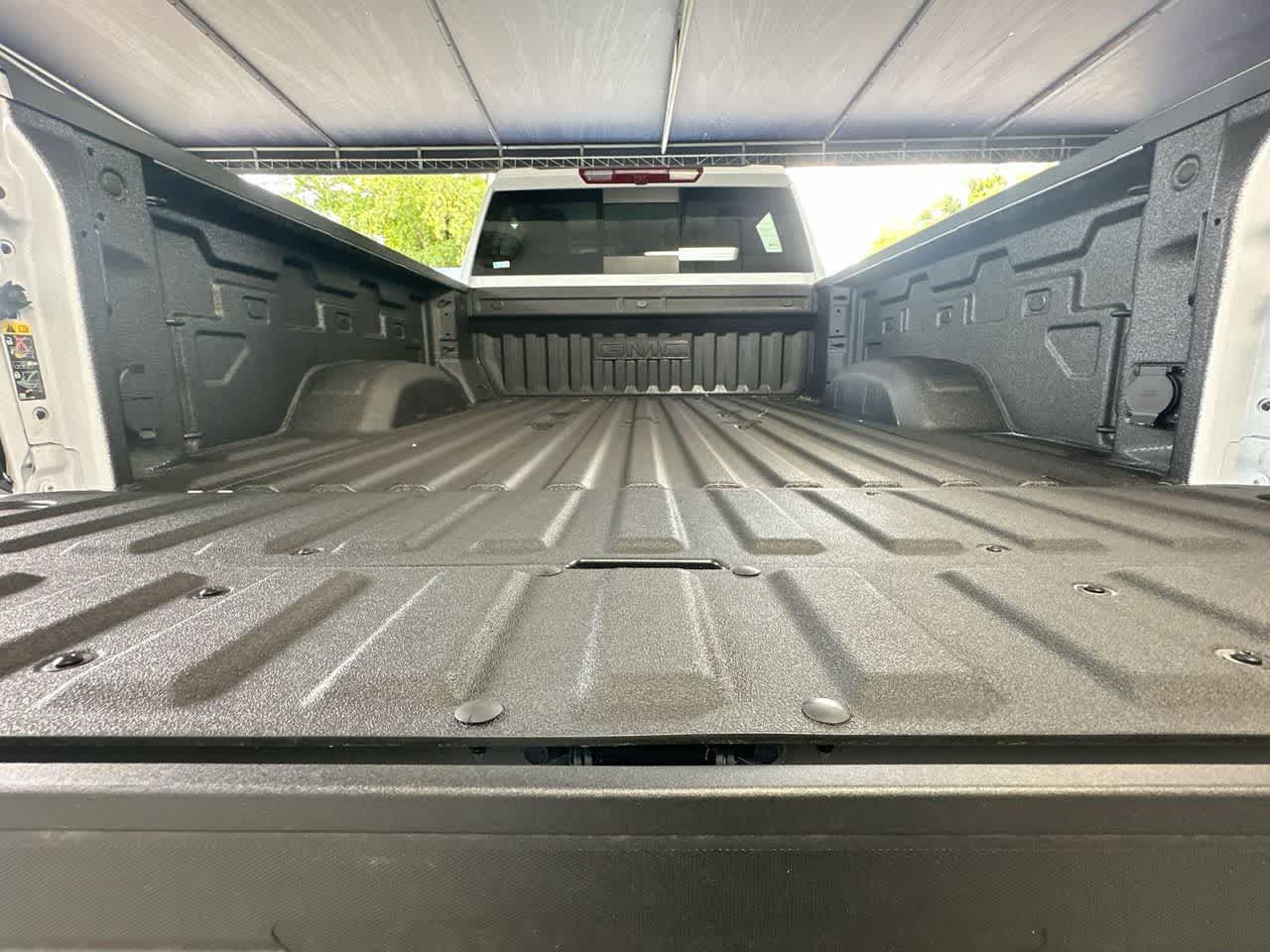 Thumbnail: 2026 GMC Sierra 2500 - 25