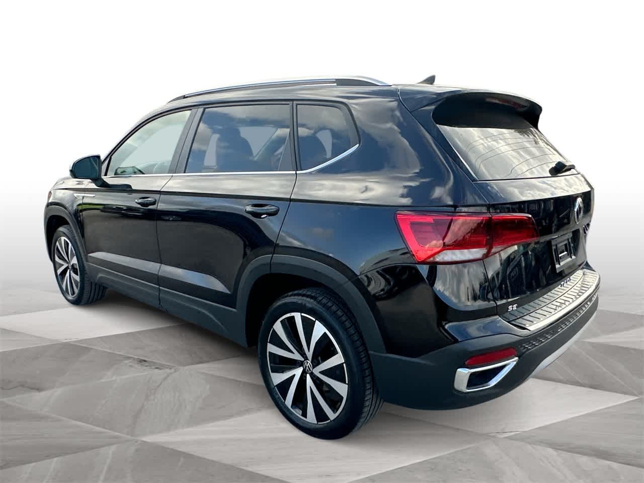 Thumbnail: 2022 Volkswagen Taos - 6