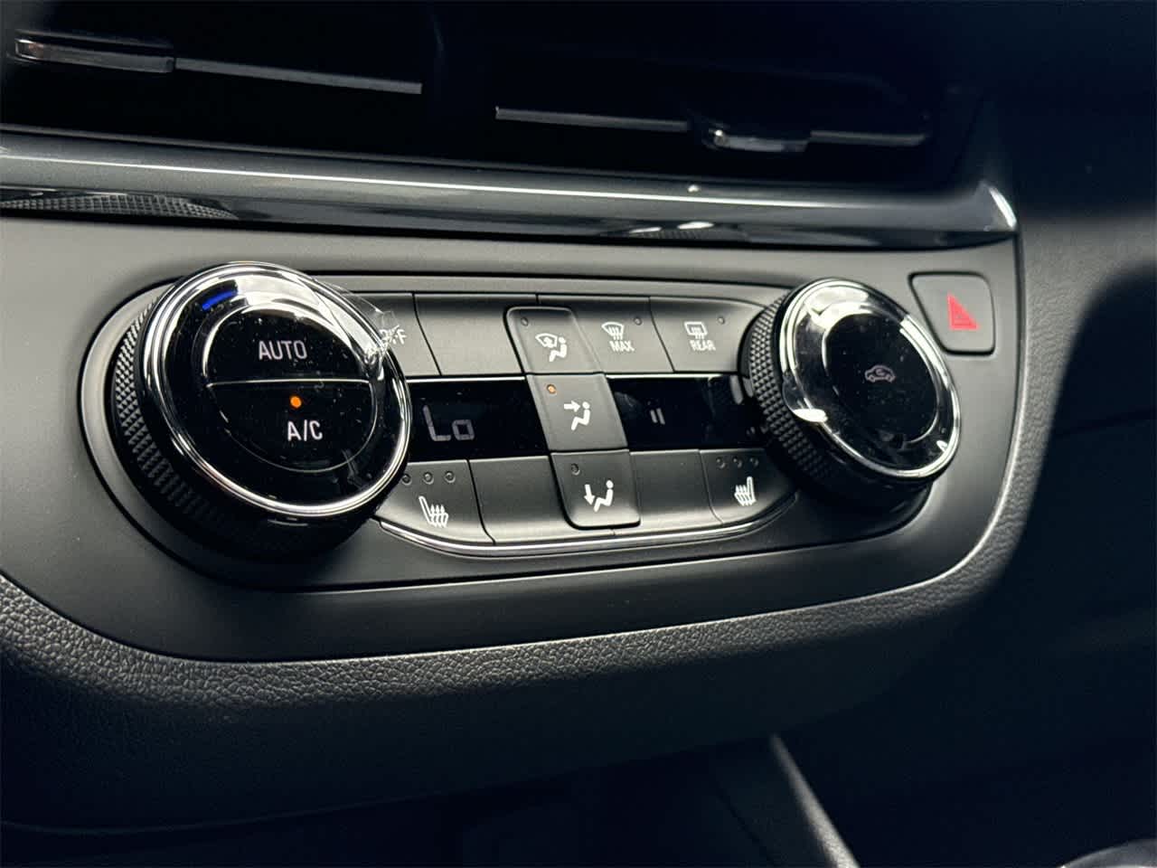 Thumbnail: 2026 Buick Envista - 20