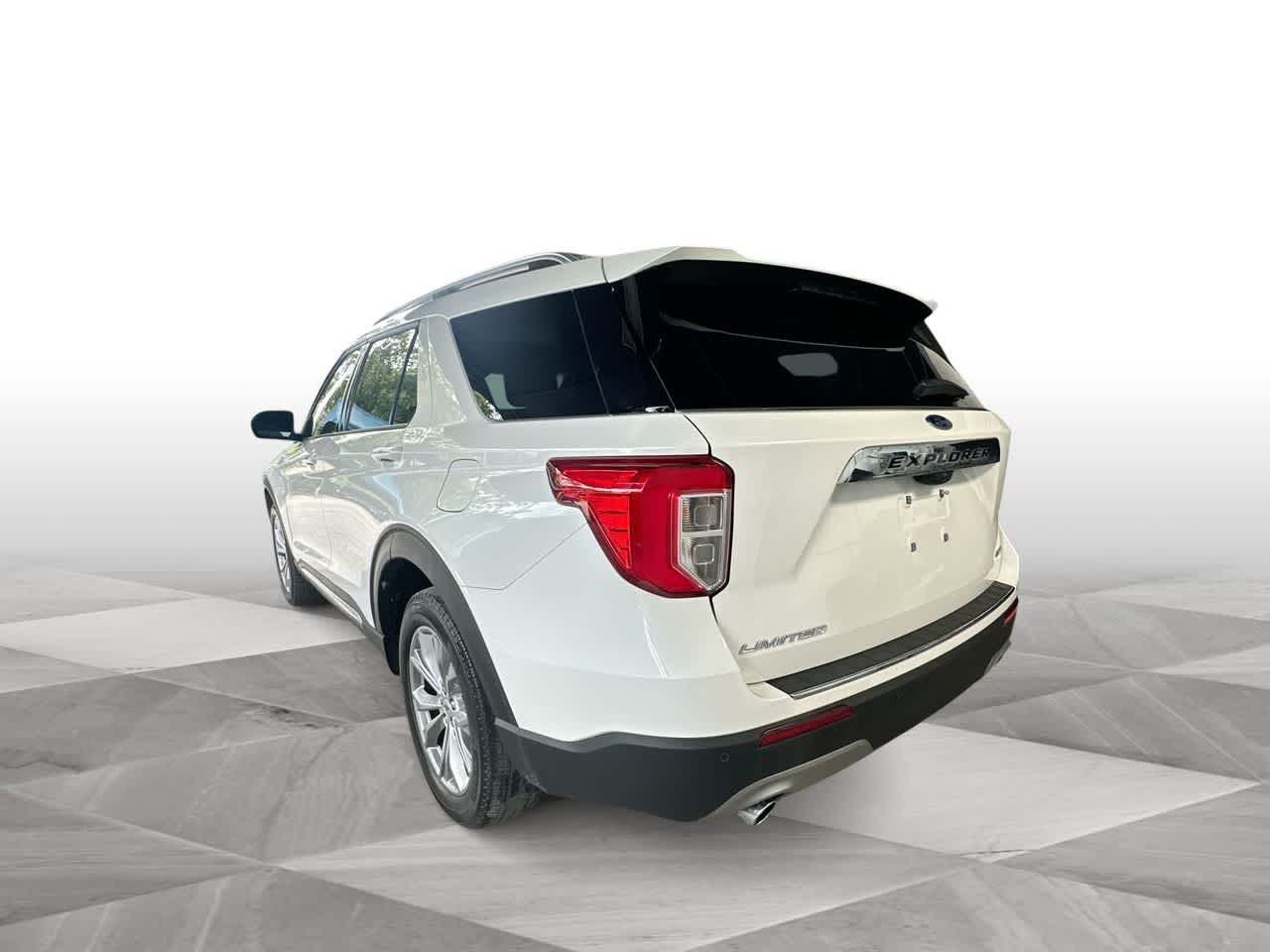 Thumbnail: 2023 Ford Explorer - 6