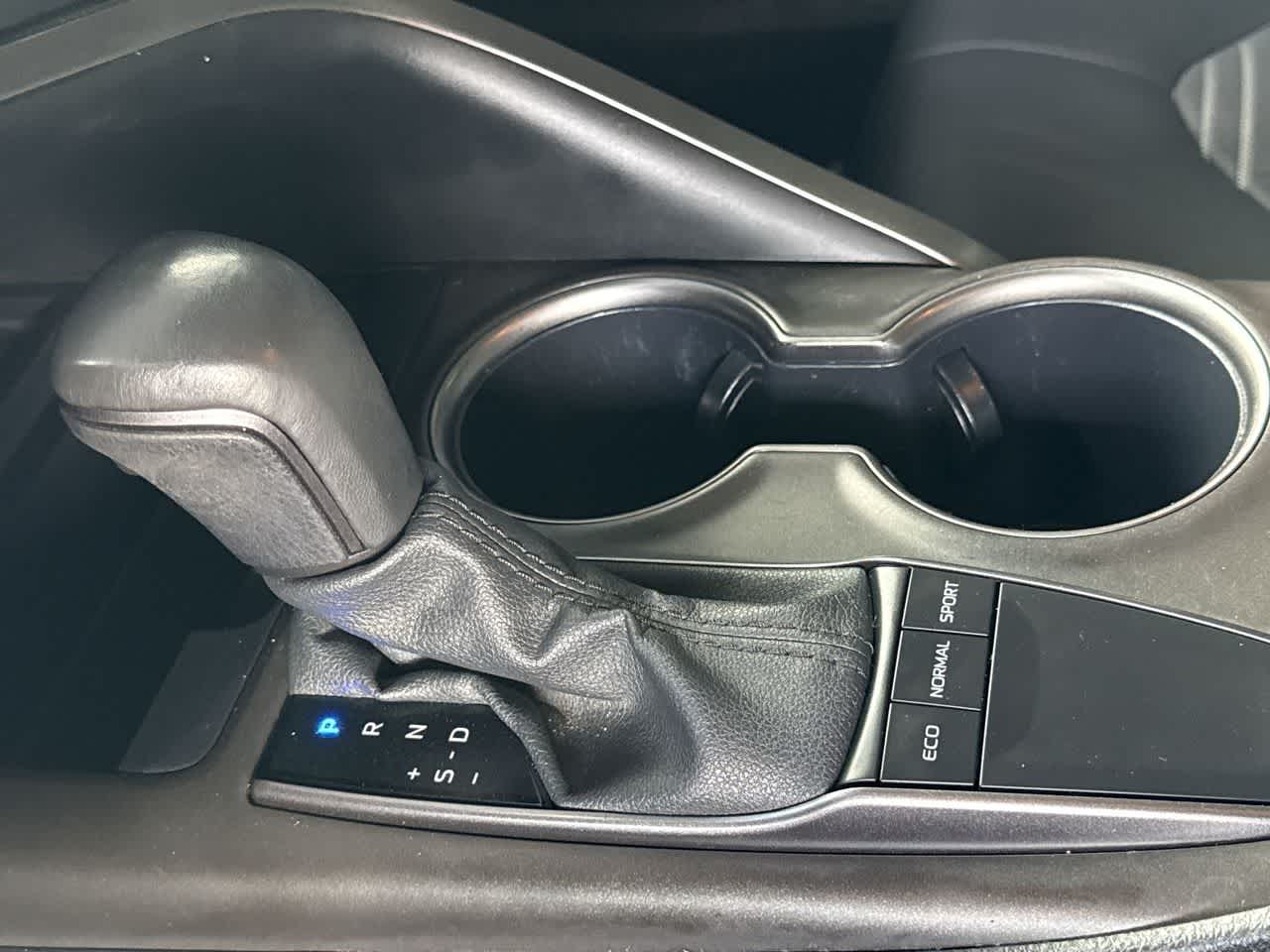 Thumbnail: 2024 Toyota Camry - 21