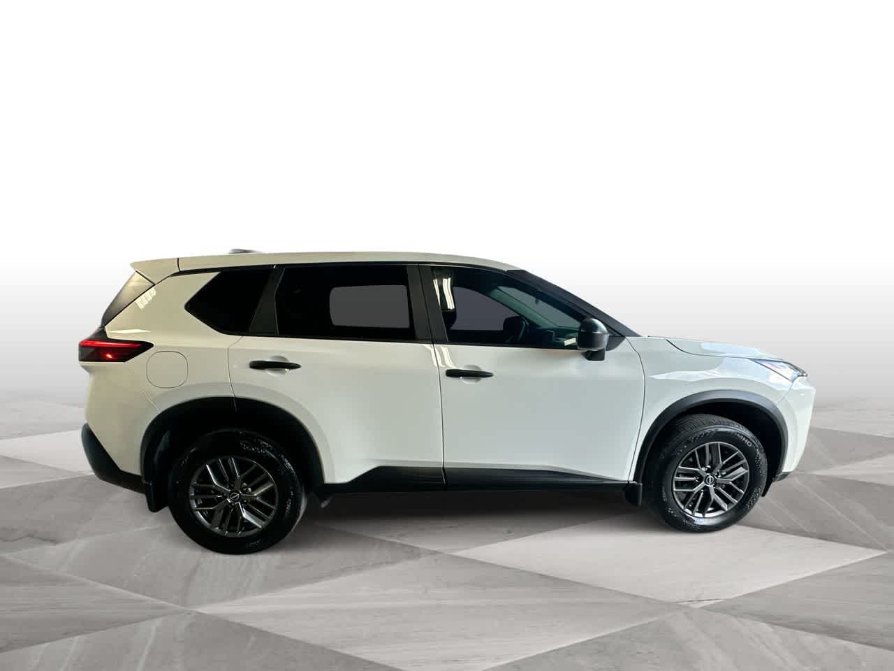Thumbnail: 2023 Nissan Rogue - 9