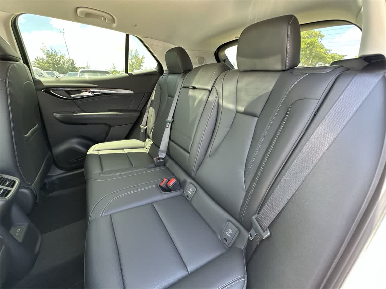 Thumbnail: 2025 Buick Envision - 22