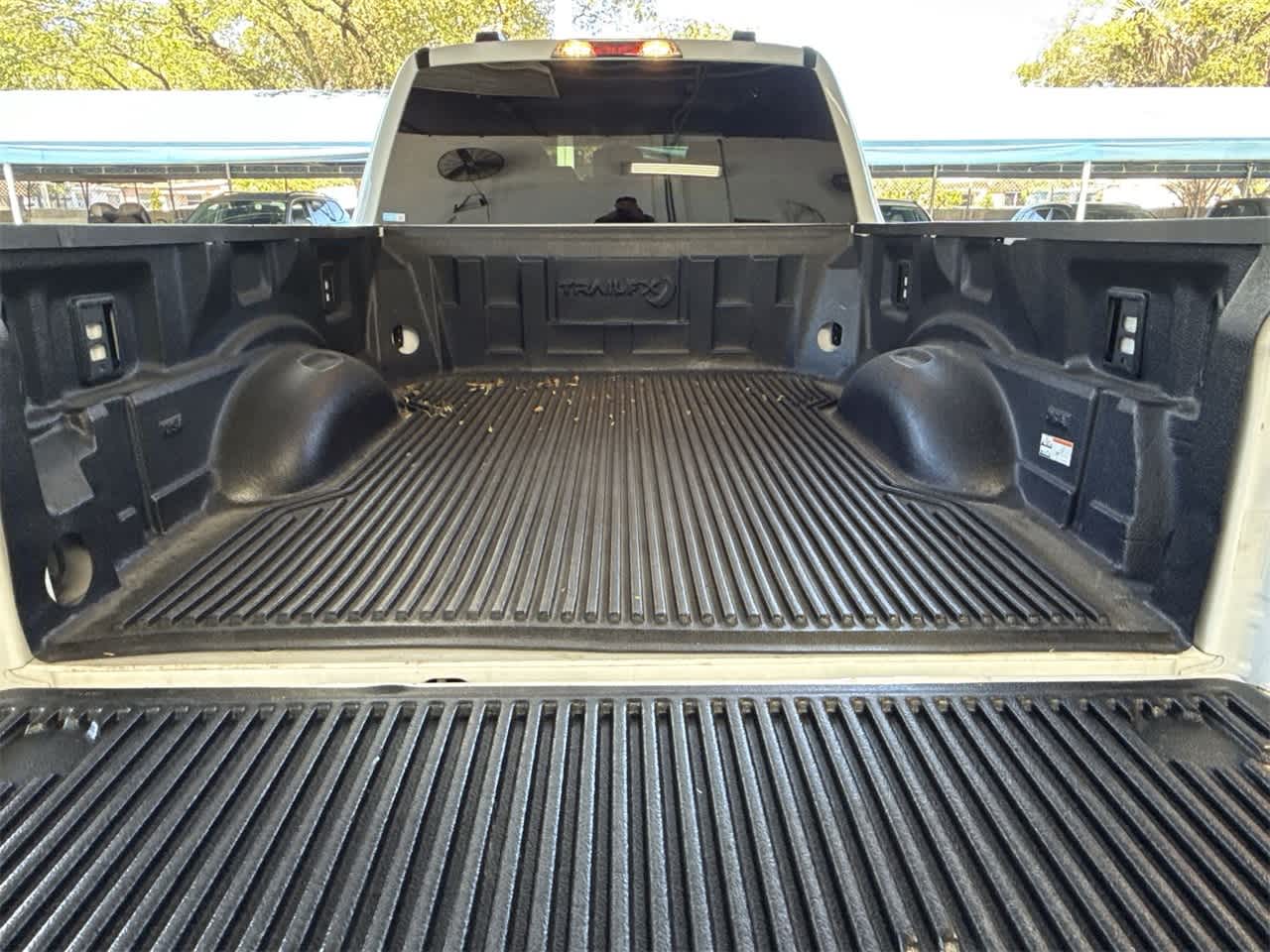 Thumbnail: 2025 Ford F-250 - 25