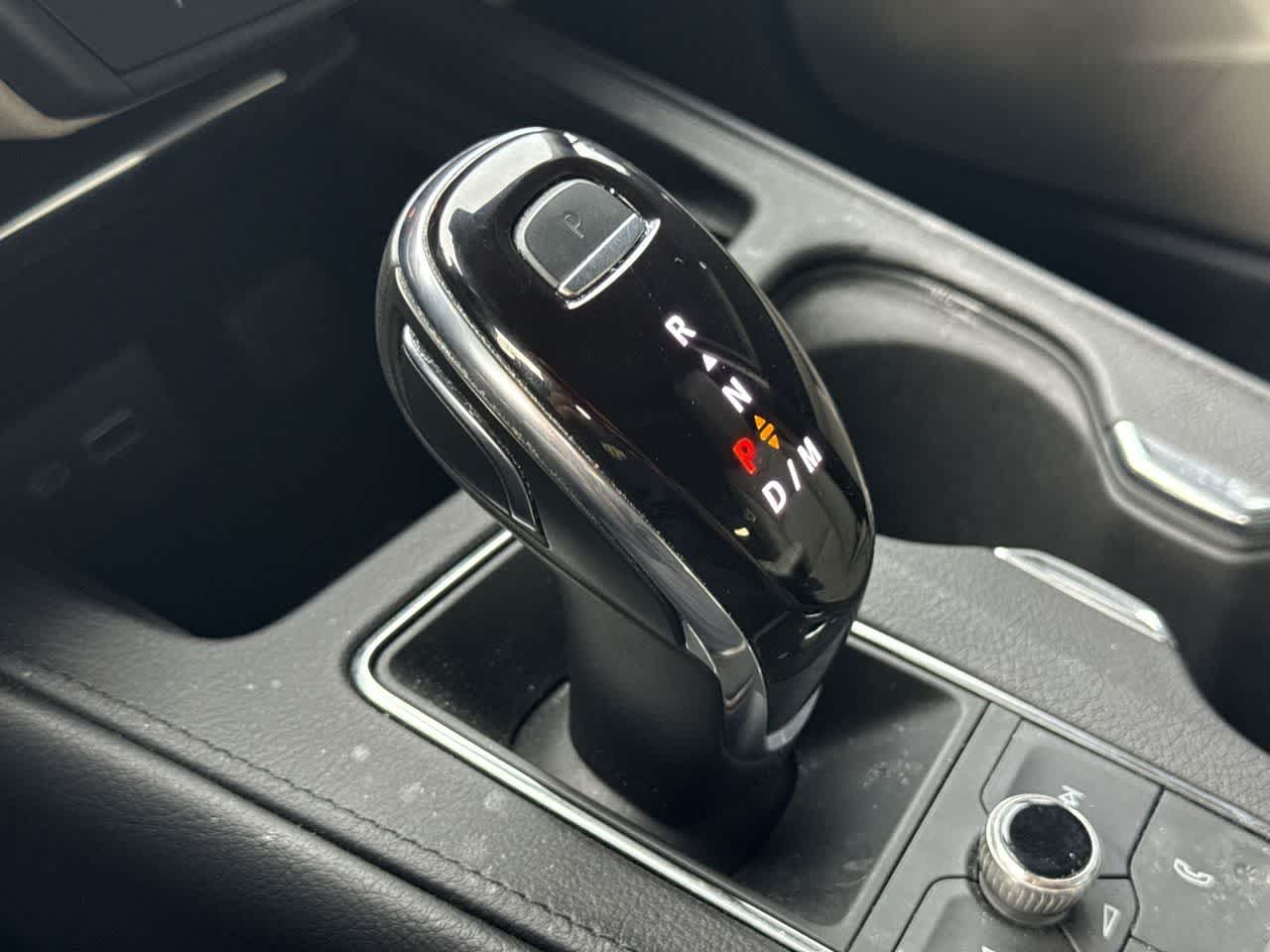 Thumbnail: 2023 Cadillac XT4 - 21