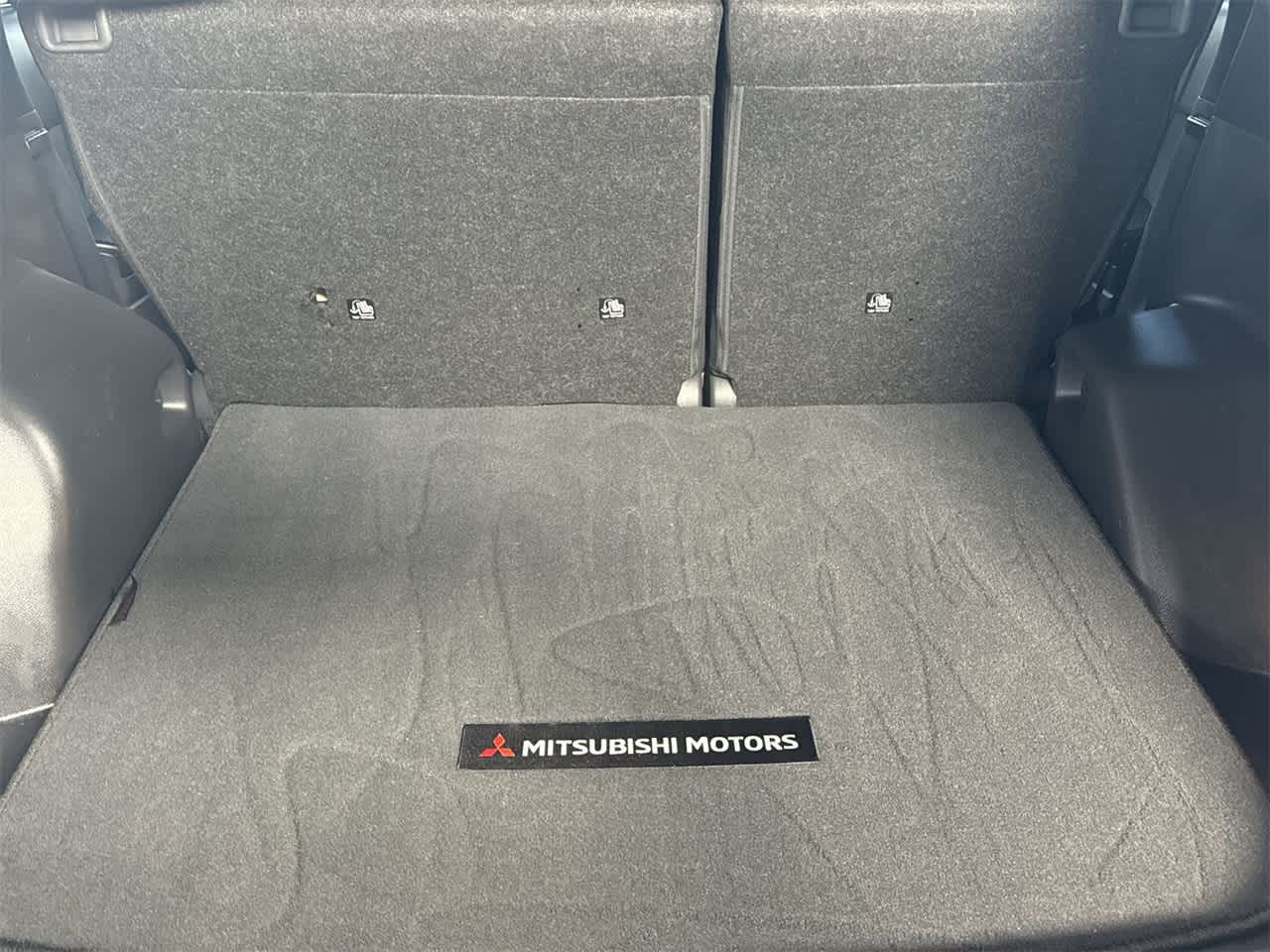 Thumbnail: 2024 Mitsubishi Eclipse Cross - 25