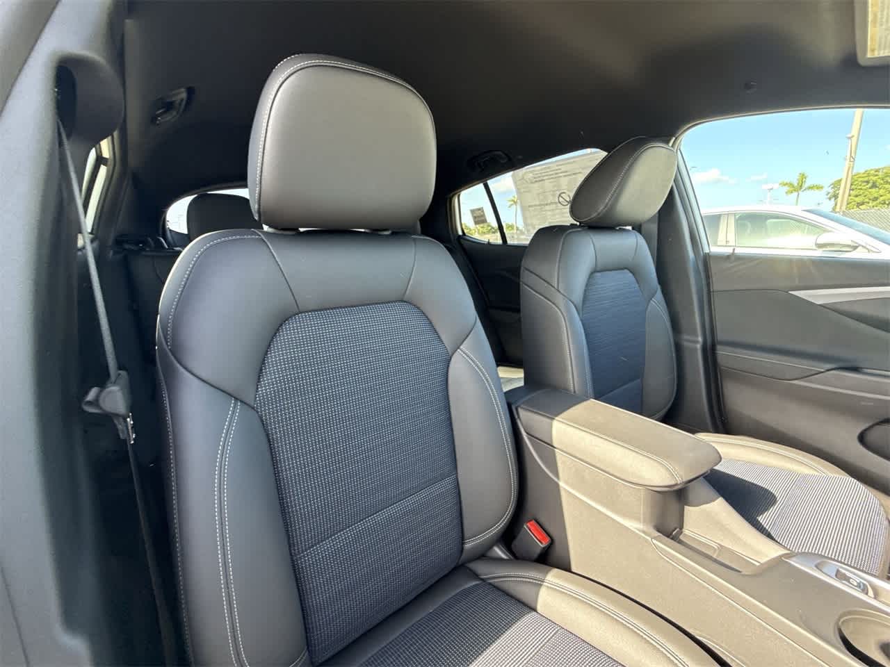 Thumbnail: 2025 Buick Envista - 27