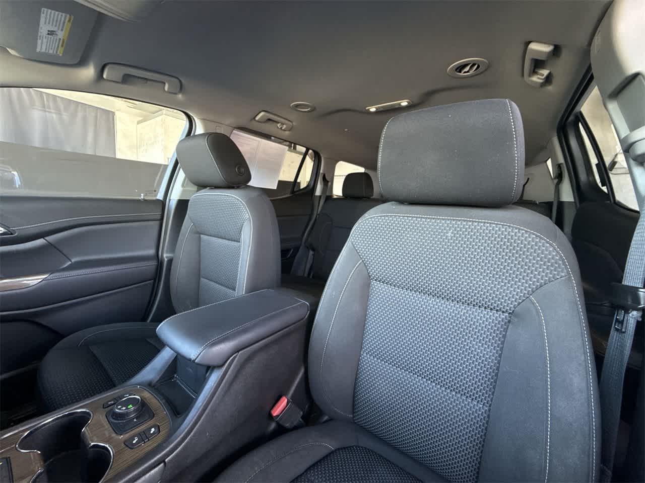 Thumbnail: 2023 GMC Acadia - 14