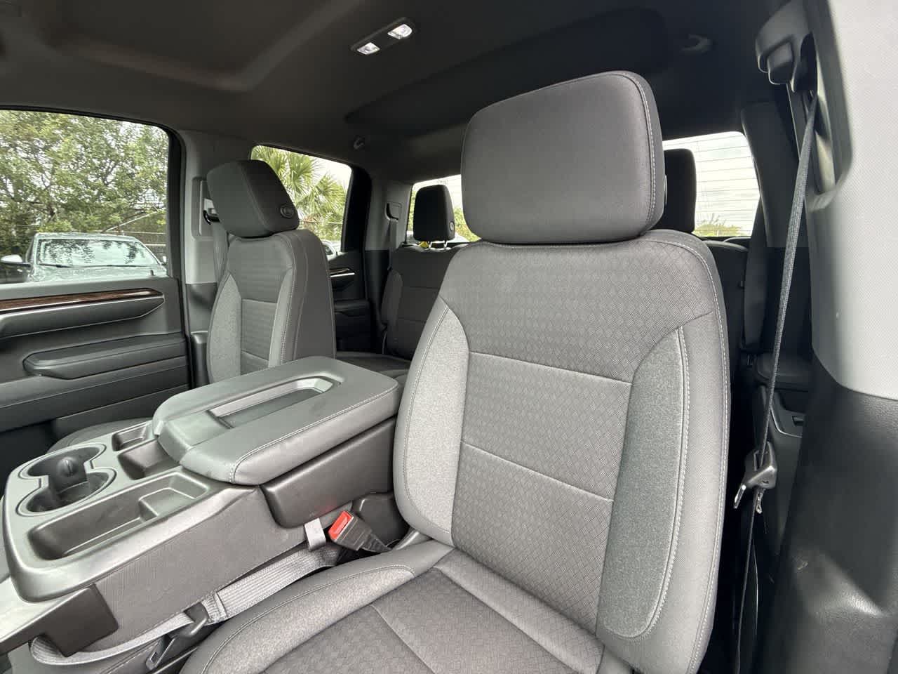 Thumbnail: 2023 GMC Sierra 1500 - 14