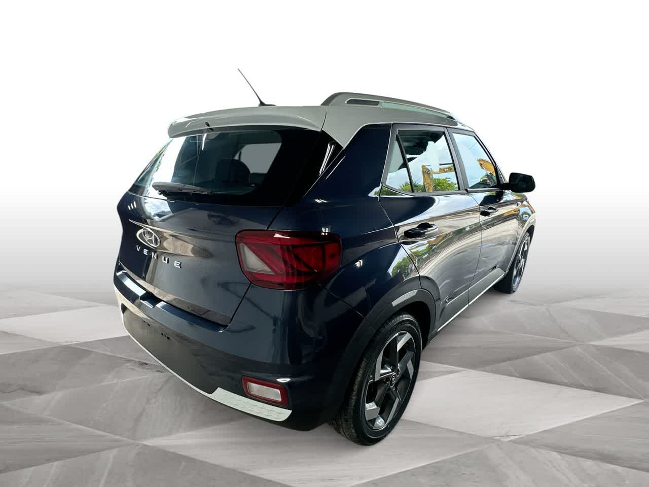 Thumbnail: 2023 Hyundai Venue - 8