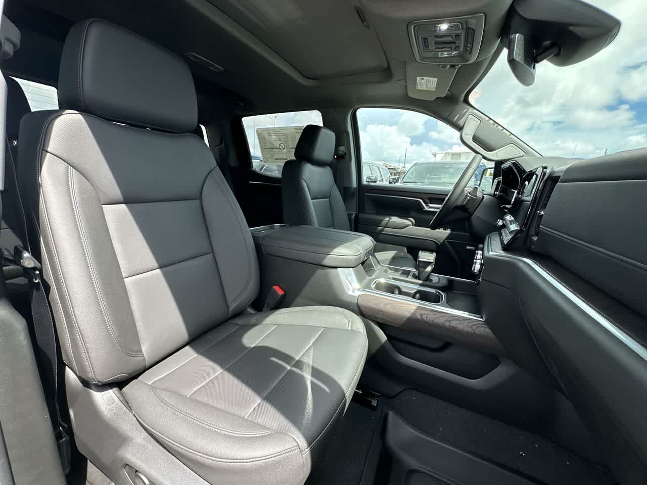 Thumbnail: 2026 GMC Sierra 1500 - 27