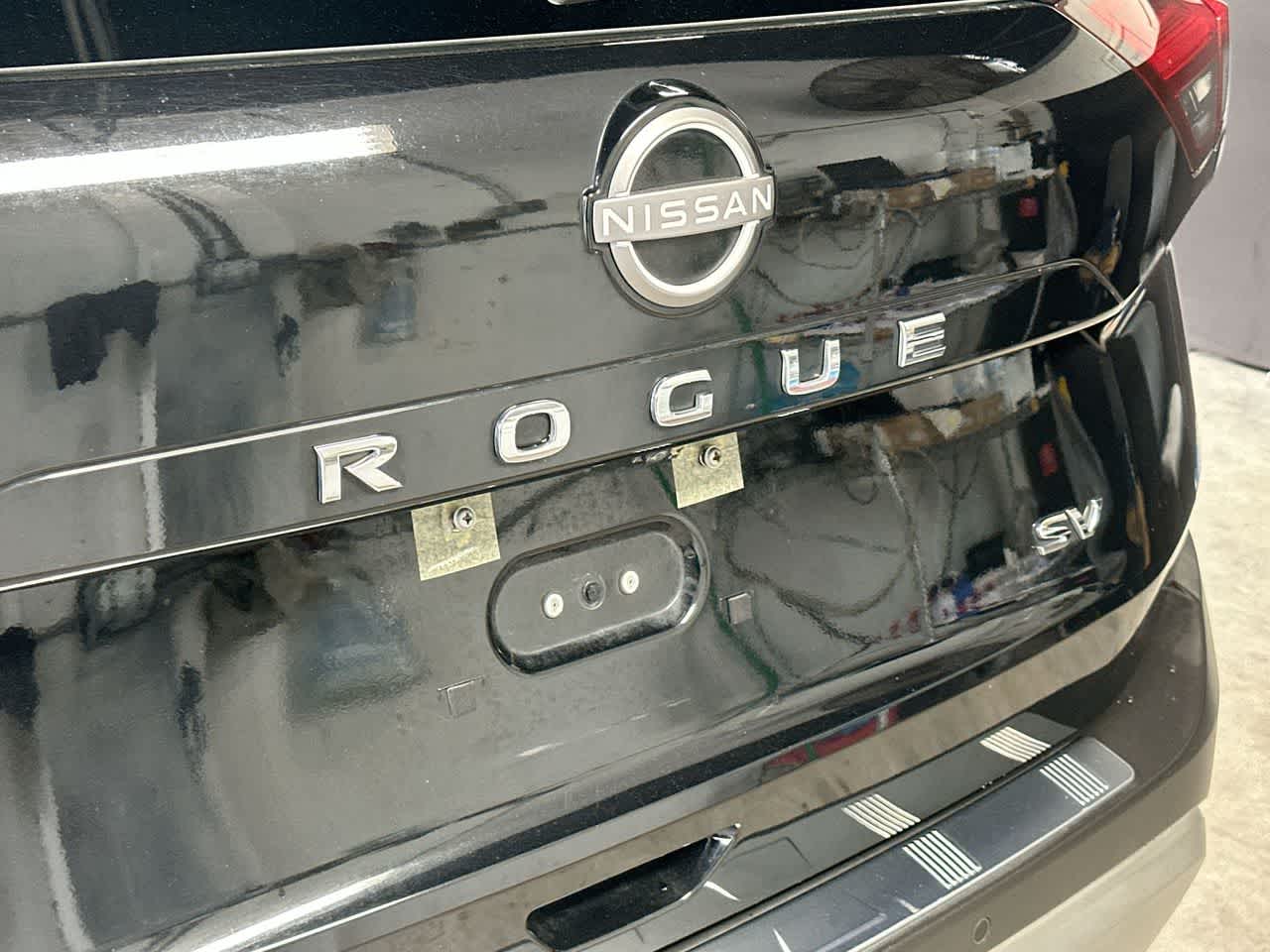 Thumbnail: 2023 Nissan Rogue - 10