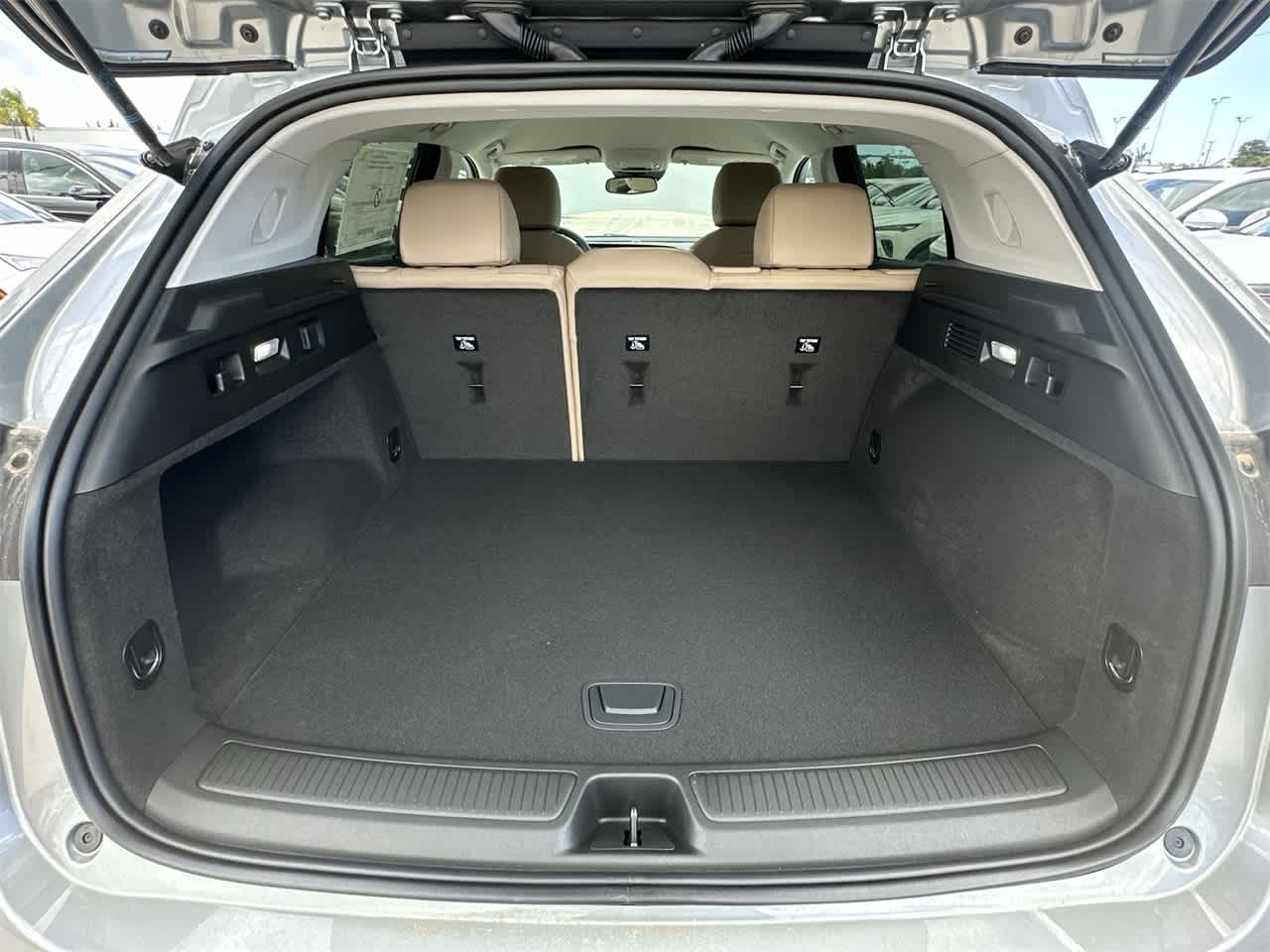 Thumbnail: 2025 Buick Envision - 25