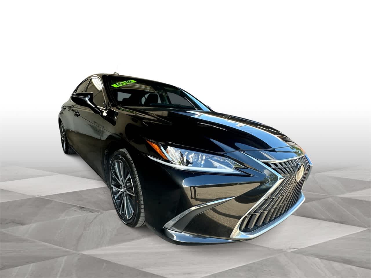 Thumbnail: 2022 Lexus ES - 2