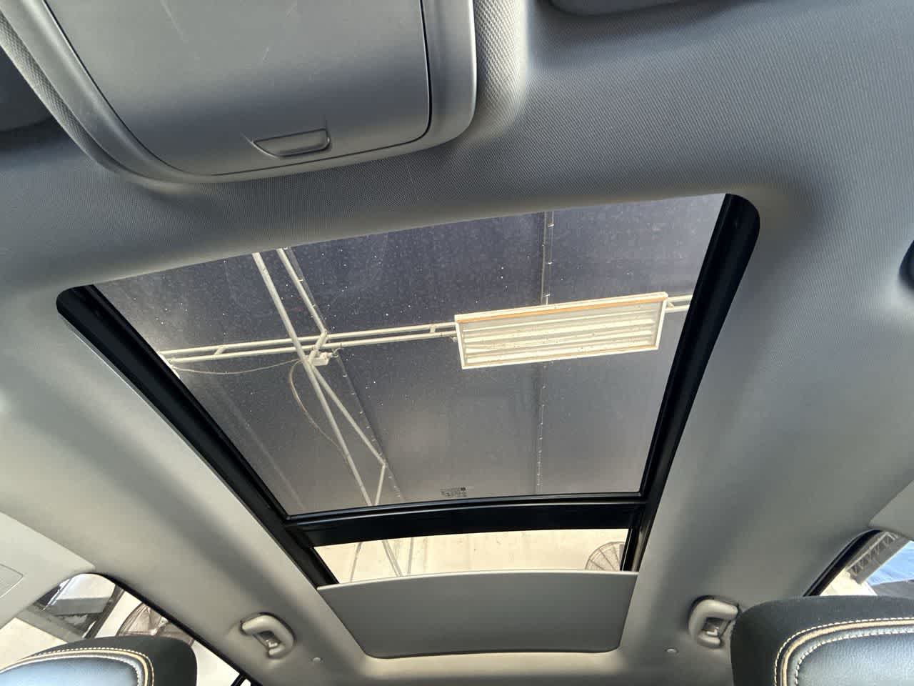 Thumbnail: 2022 GMC Terrain - 17