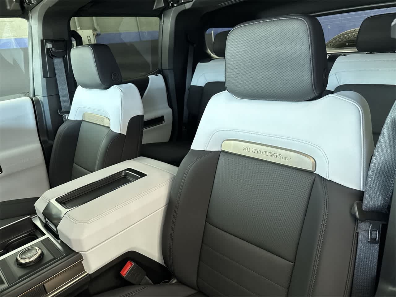 Thumbnail: 2025 GMC Hummer EV - 14